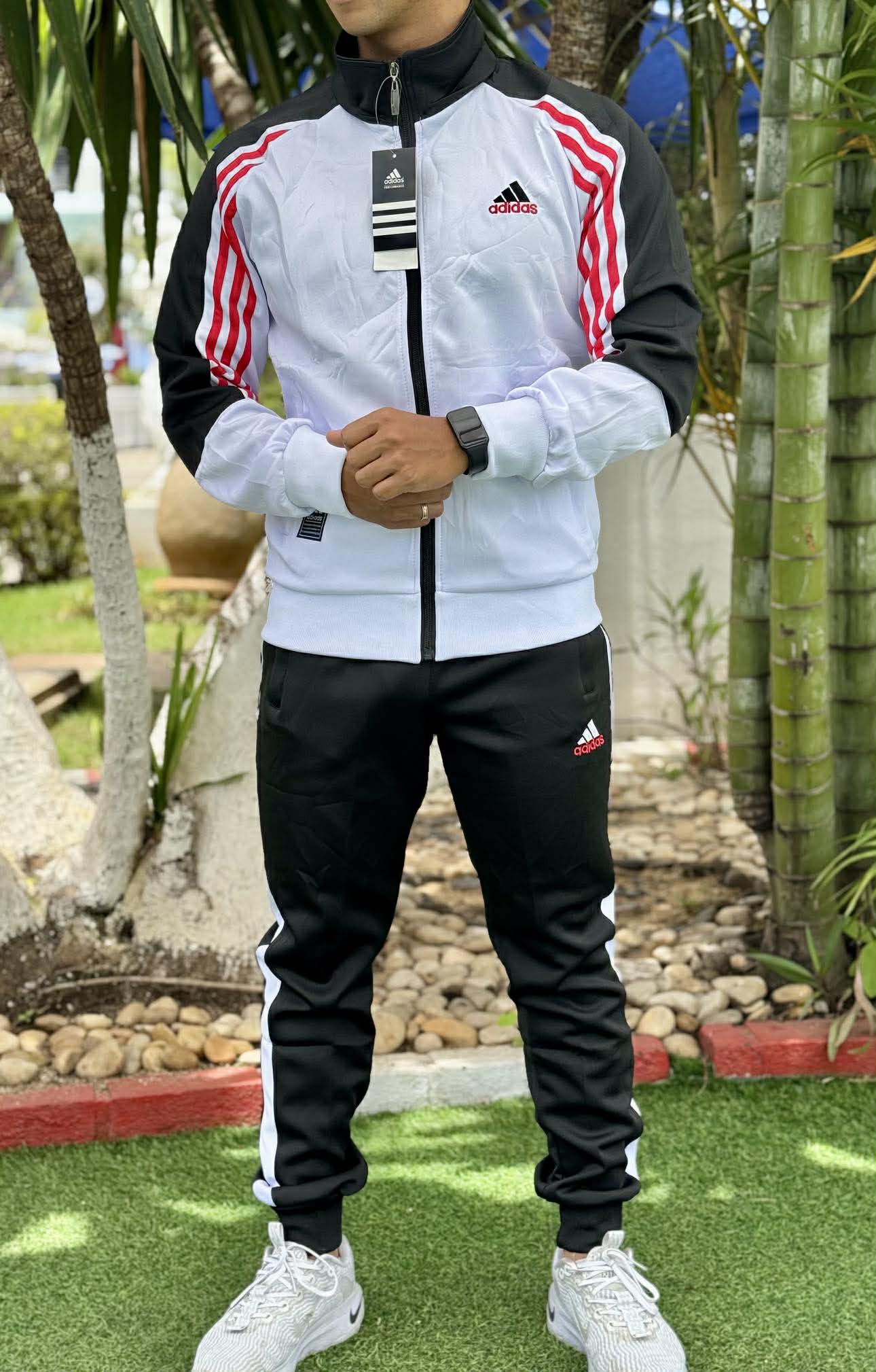 Ensemble survêtement - Image 2